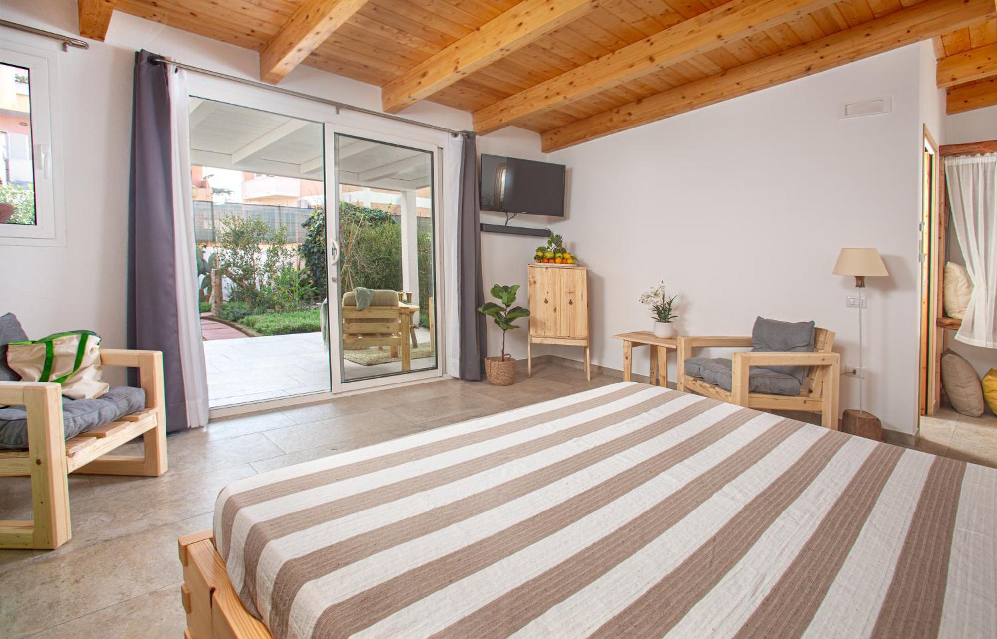 B&B Les Chambres Rooms & Suite Санта Тереза Галура Екстериор снимка