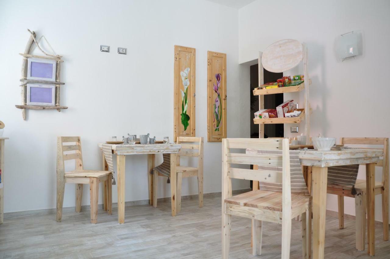 B&B Les Chambres Rooms & Suite Санта Тереза Галура Екстериор снимка